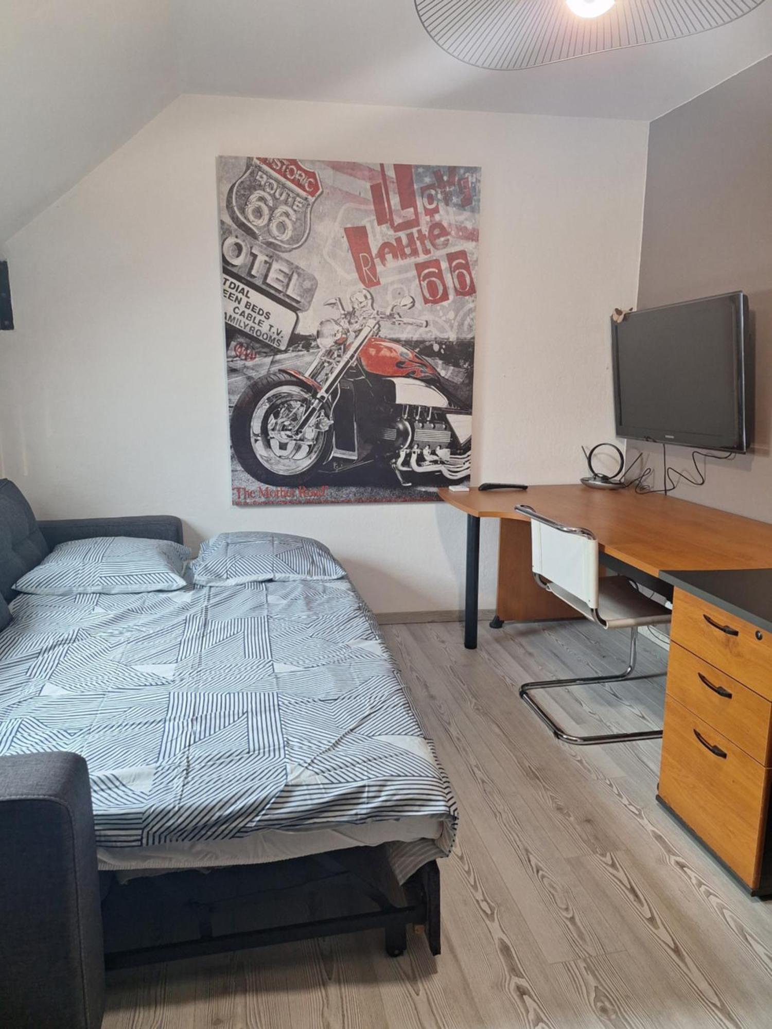 Appartement Chez Eric - L'Atypique à Rumilly  Extérieur photo